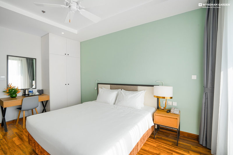 Wyndham Garden Grandworld 2