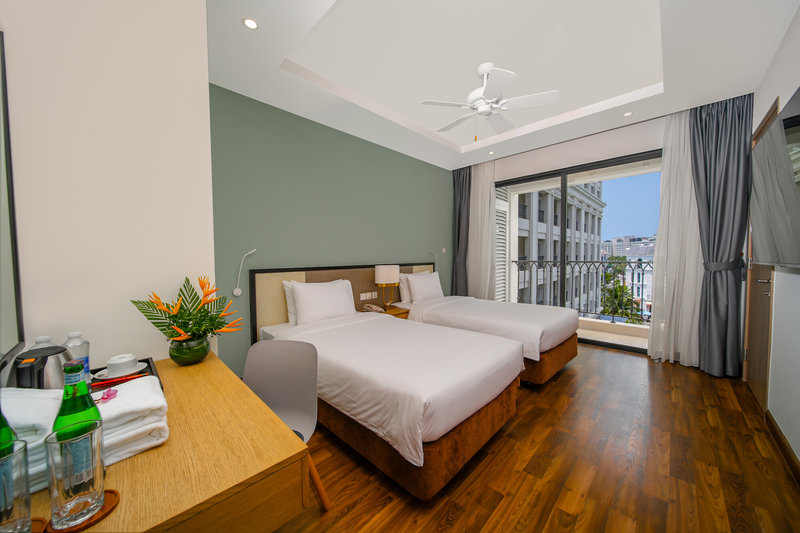 Wyndham Garden Grandworld 3