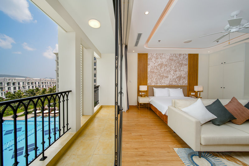 Wyndham Garden Grandworld 5