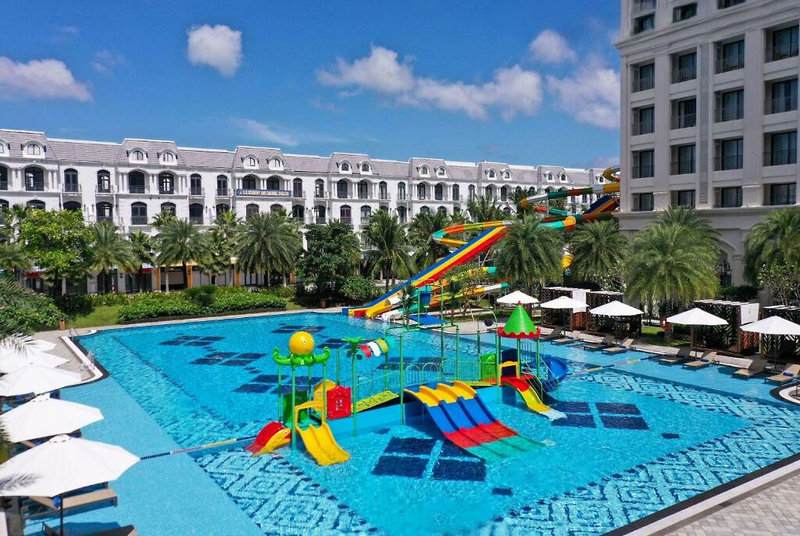 Wyndham Garden Grandworld 8
