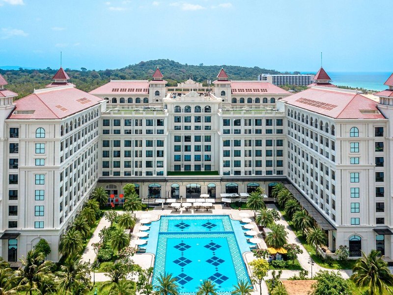 Wyndham Garden Grandworld 8