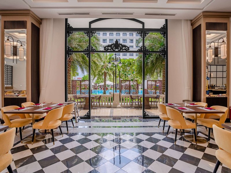 Wyndham Garden Grandworld 26