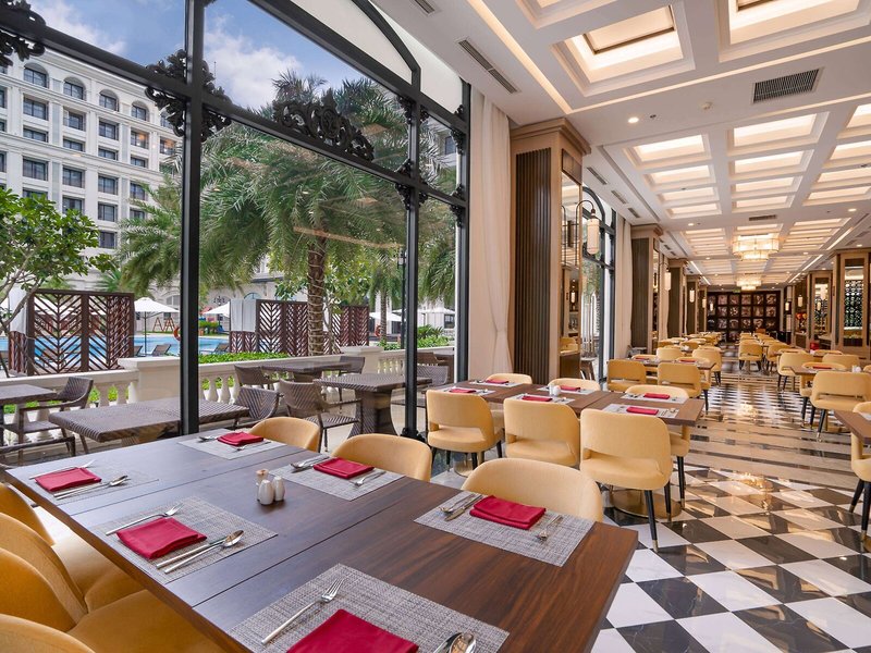Wyndham Garden Grandworld 27