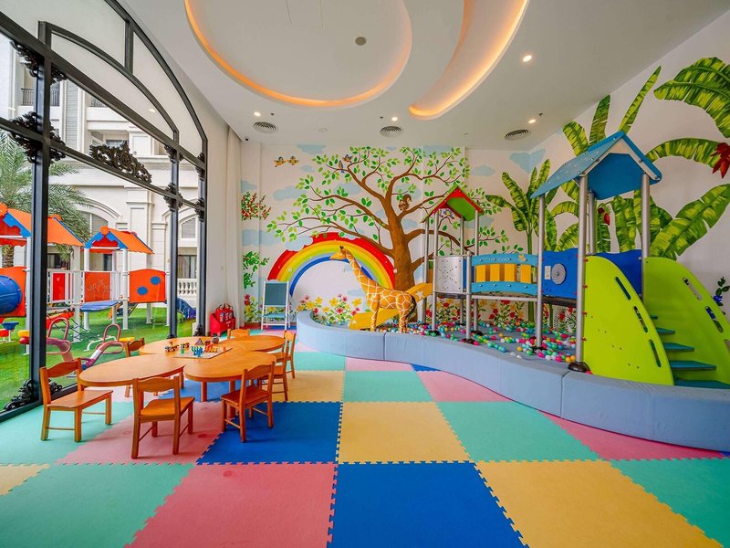Wyndham Garden Grandworld 42
