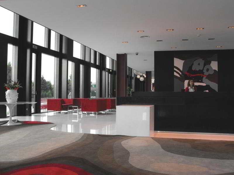 Axis Viana & Spa 5