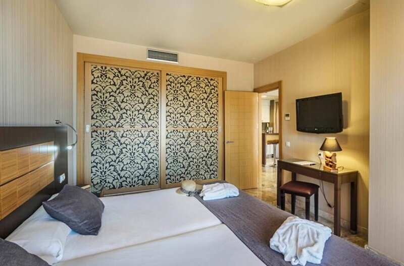 Holiday World Polynesia Hotel 9