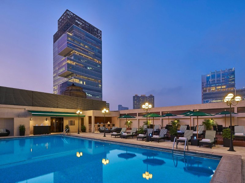 Holiday Inn Golden Mile 5