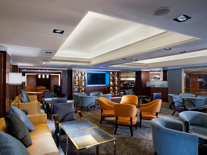 Holiday Inn Golden Mile 10