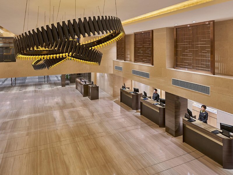 Holiday Inn Golden Mile 13