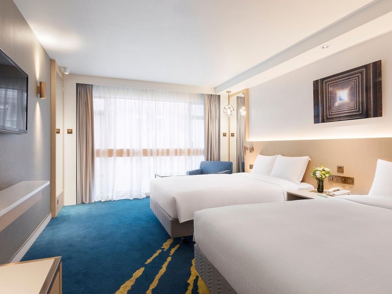 Holiday Inn Golden Mile 32