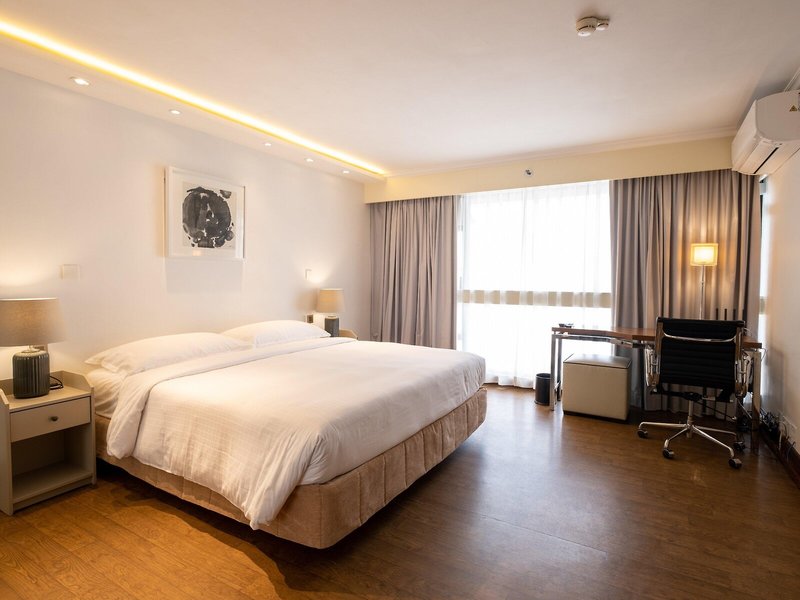 Holiday Inn Golden Mile 39