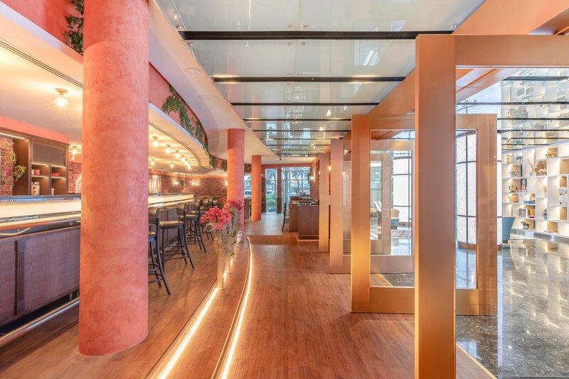 Golden Sands Hotel Creek 19