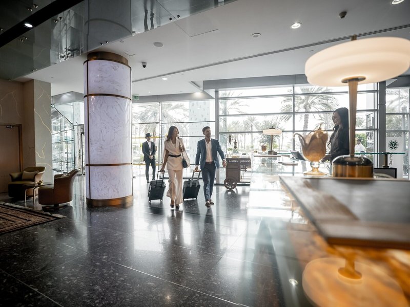 Hilton Dubai Creek 6