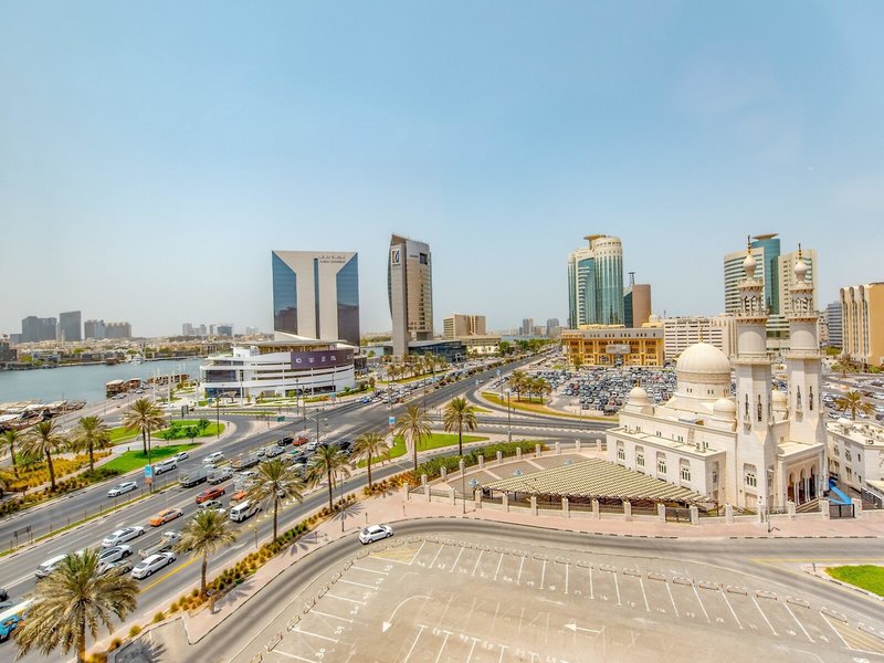 Hilton Dubai Creek 25