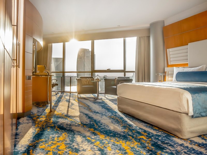 Hilton Dubai Creek 26