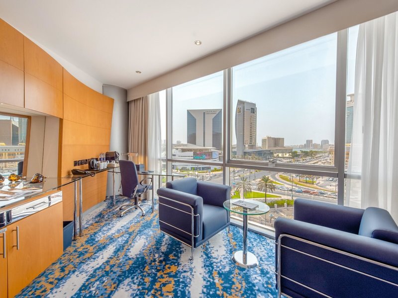 Hilton Dubai Creek 29