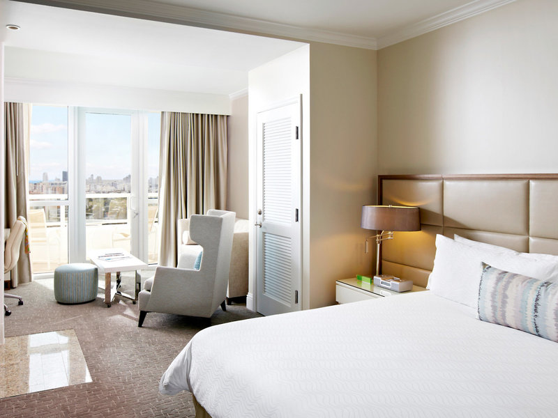 Fontainebleau Miami Beach 47