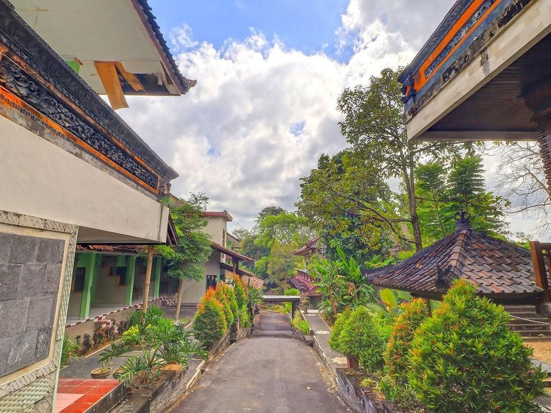 Batukaru Garden Hotel By OYO 4