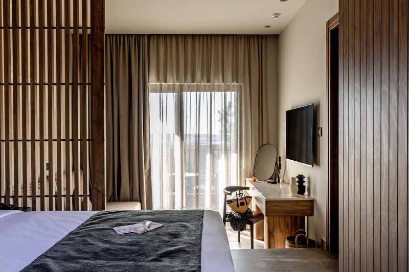 Elios Hill 72