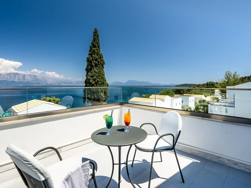 Porto Galini Seaside Resort & Spa 6