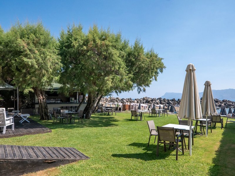 Molos Bay 6