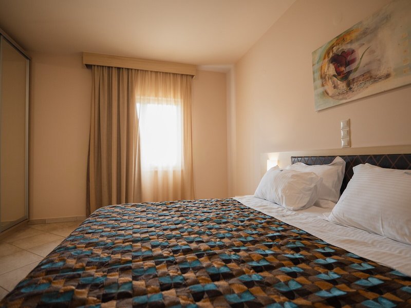 Molos Bay 29