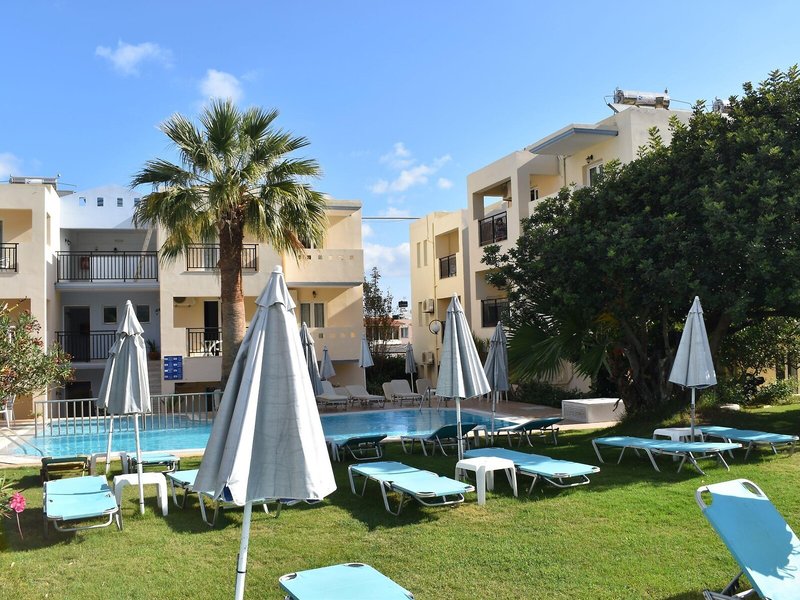 Sunshine Studios & Apartments 10