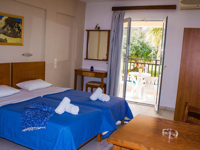 Sunshine Studios & Apartments 13