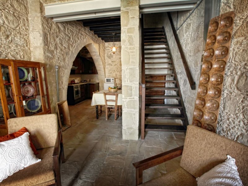 Leonidas Village Houses 15 - Health & Beauty