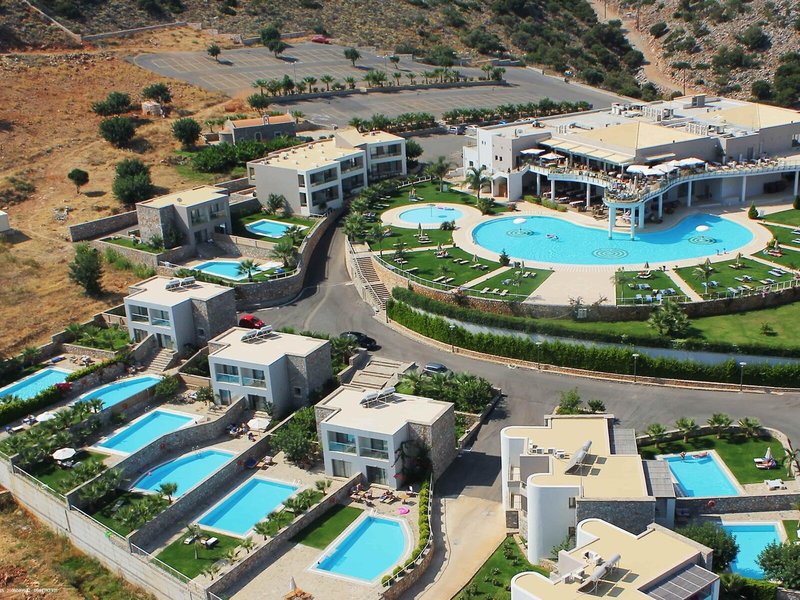 Royal Heights Resort 1