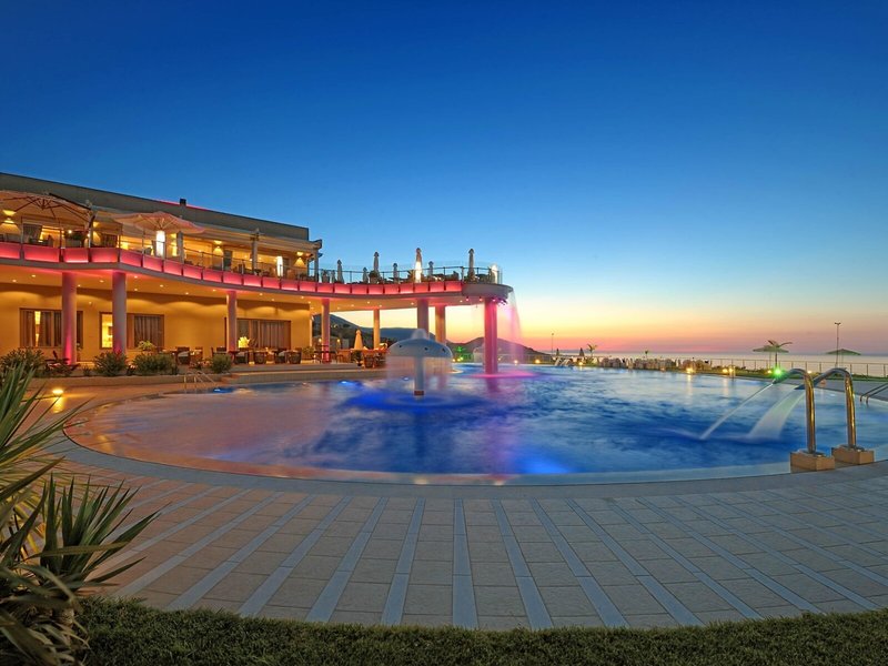 Royal Heights Resort 3