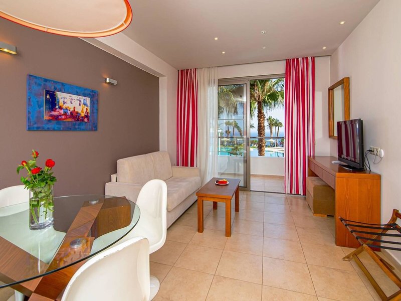 Royal Heights Resort 38