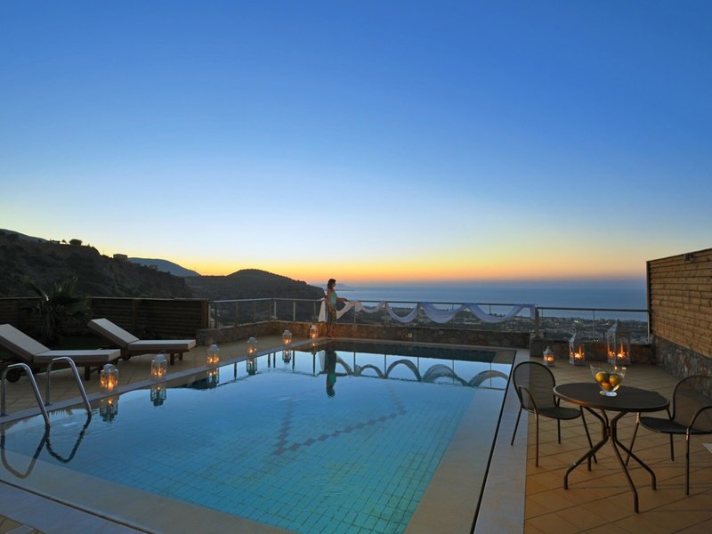 Royal Heights Resort 49
