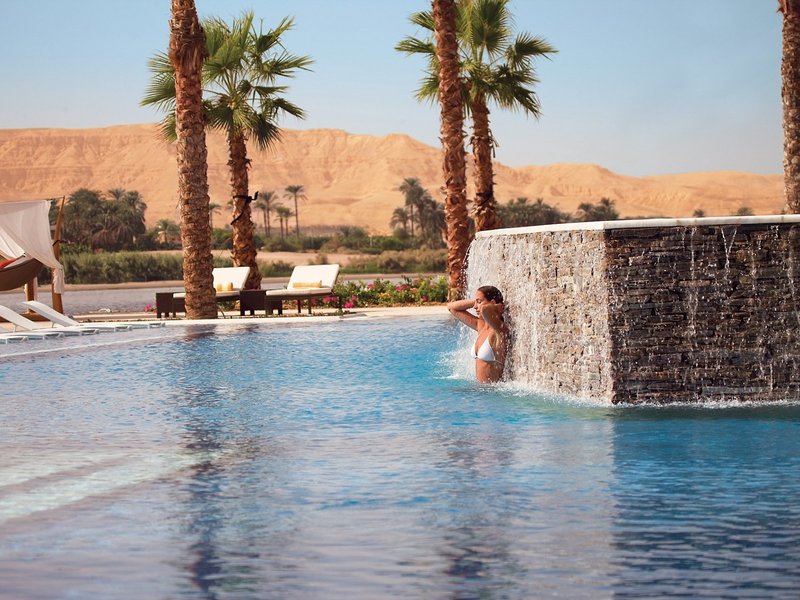 Hilton Luxor Resort & Spa 3