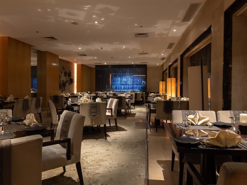 Hilton Luxor Resort & Spa 24