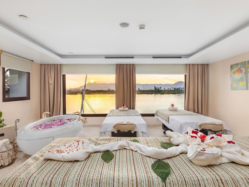Hilton Luxor Resort & Spa 41