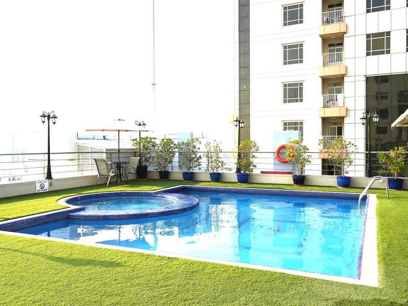 Grandeur Hotel 5