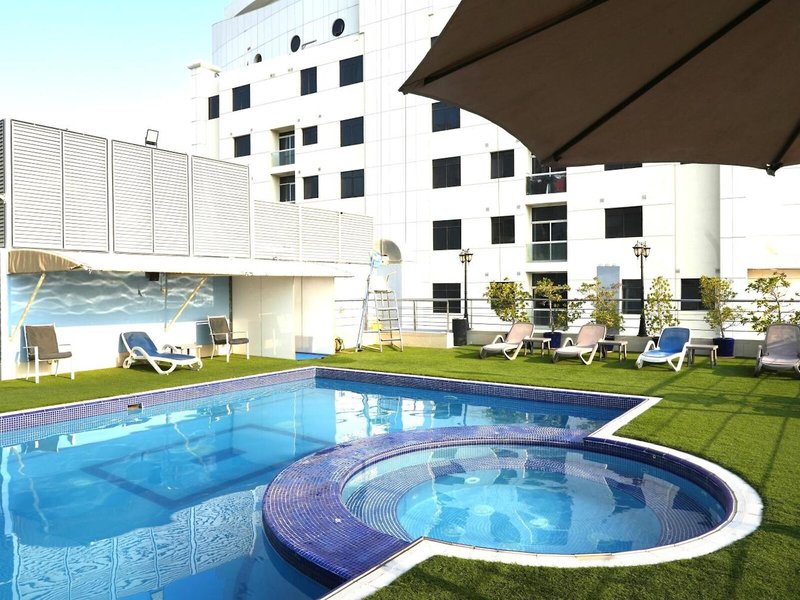 Grandeur Hotel 12