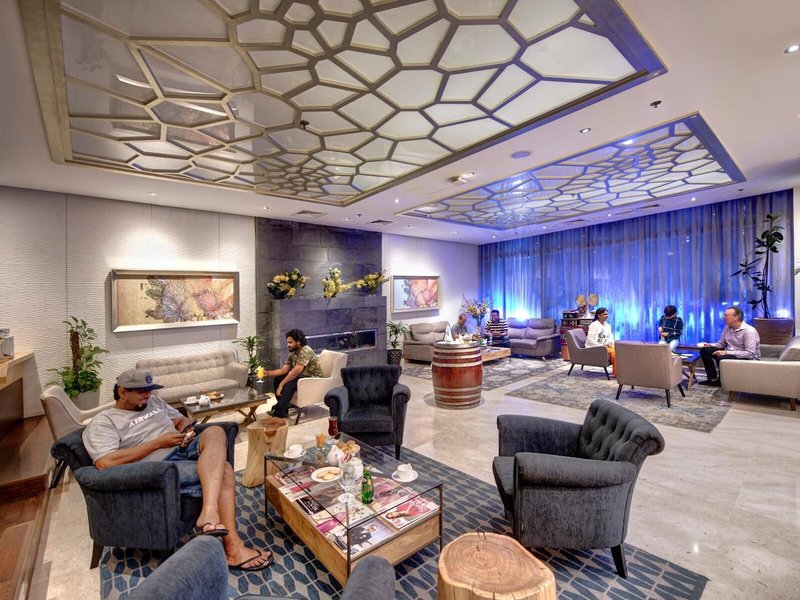 Grandeur Hotel 16