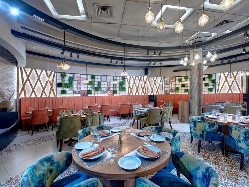 Grandeur Hotel 23