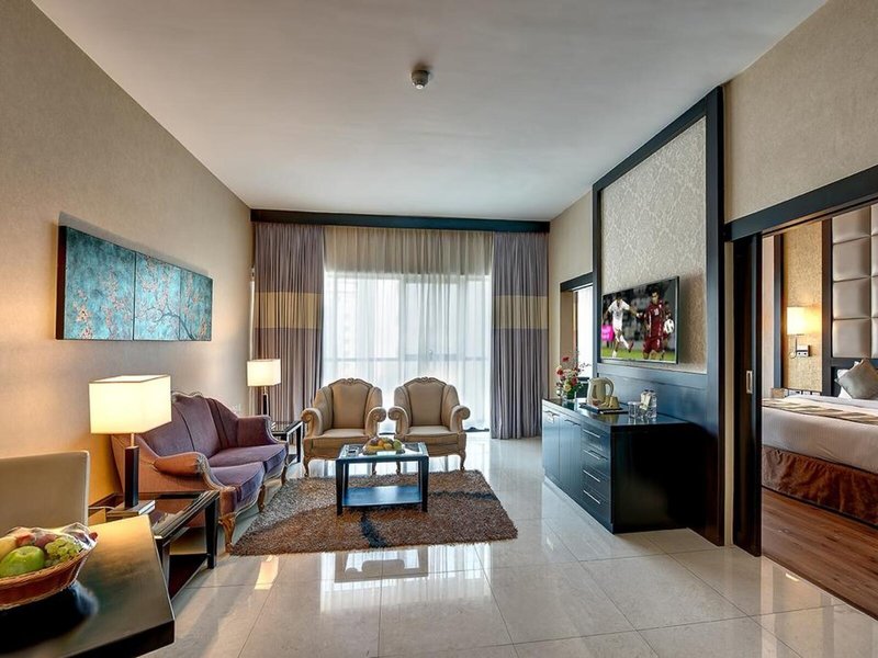 Grandeur Hotel 36