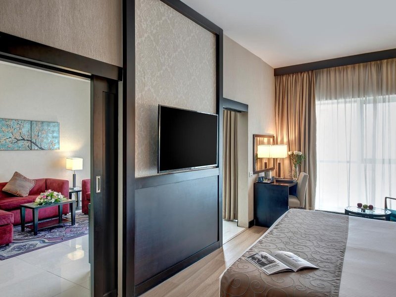 Grandeur Hotel 39