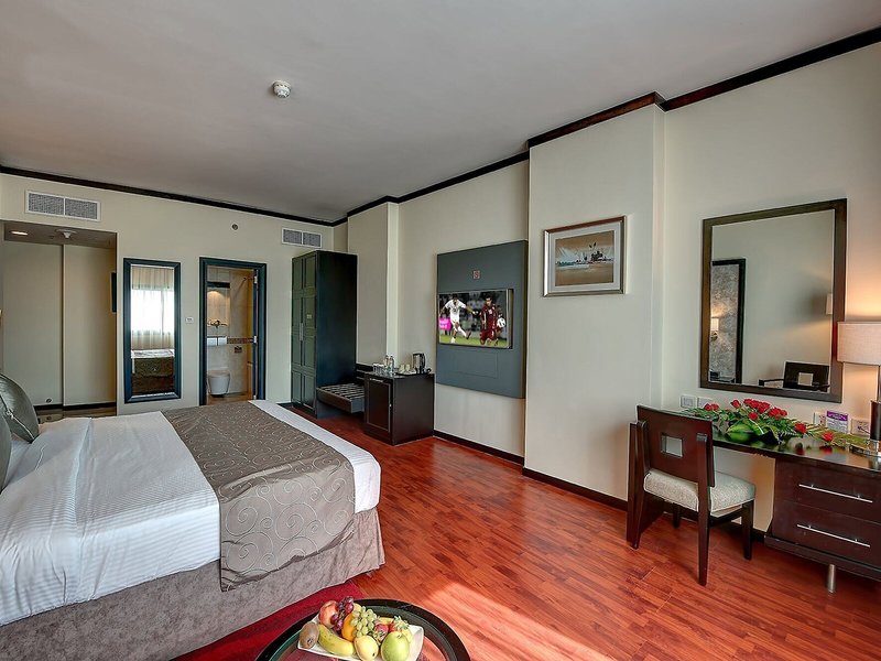 Grandeur Hotel 49