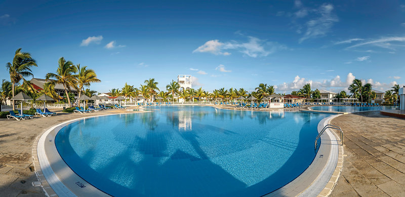 Memories Caribe Beach Resort 5