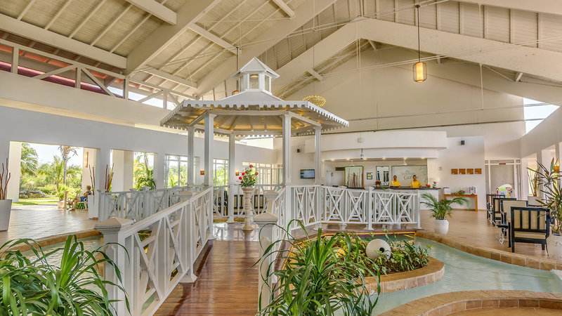 Memories Caribe Beach Resort 4