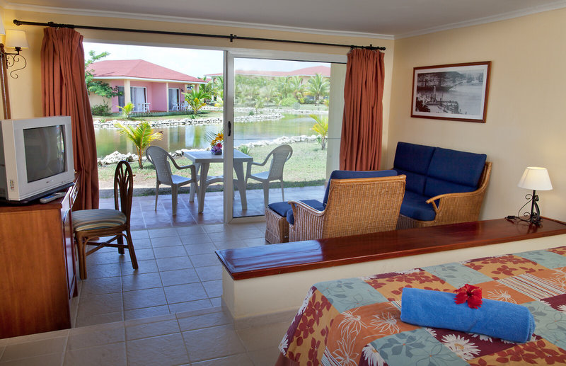Memories Caribe Beach Resort 9
