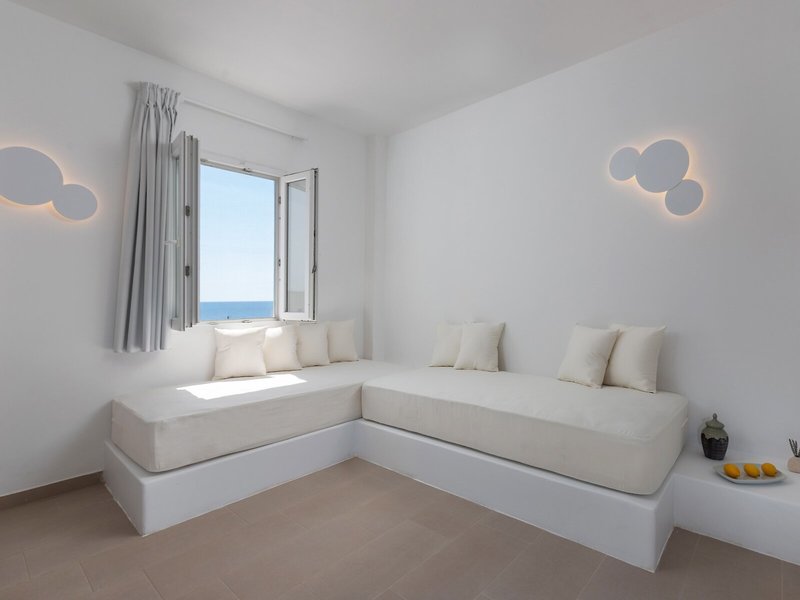 Voca Hotel & Suites 6
