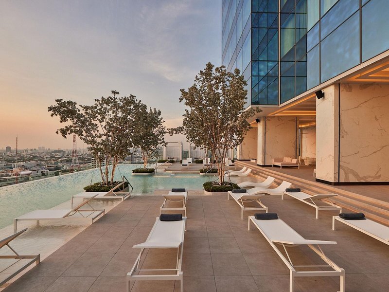 Eastin Grand Hotel Phayathai 7