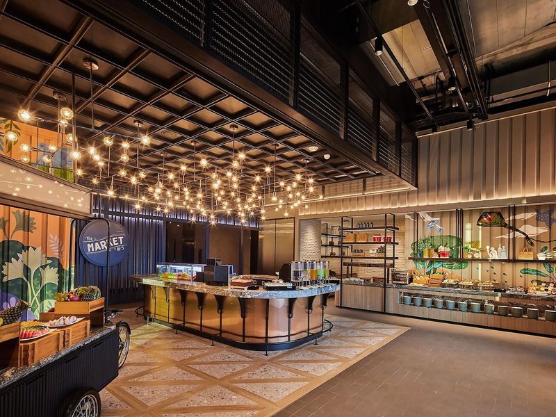 Eastin Grand Hotel Phayathai 26