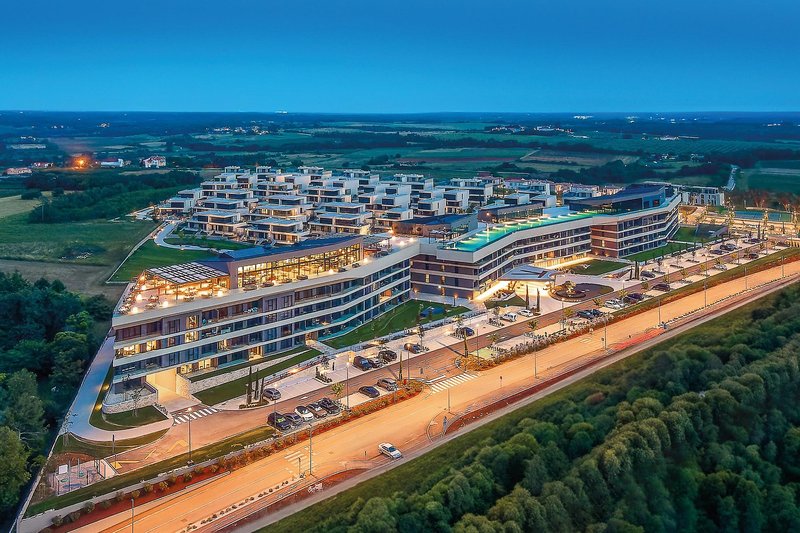 Petram Resort & Residences 1